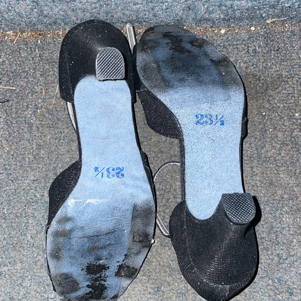 Dancing Shoes - Picture 4 of 7